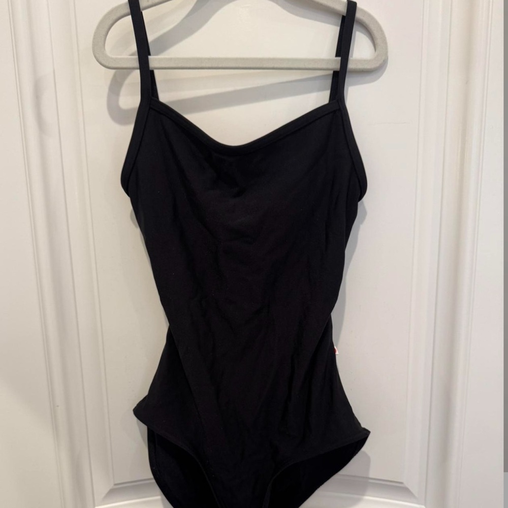 Yumiko “Kiki” open-back leotard